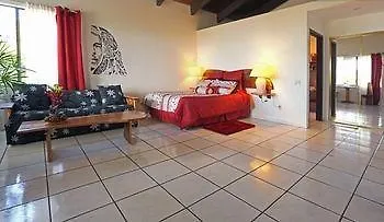 Bed and Breakfast House Of Fountains Лахайна 3*,